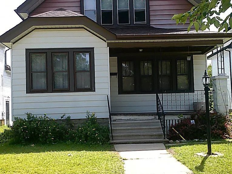 3238 S 7th St in Milwaukee, WI - Building Photo