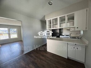 4807 NW Aurora Ave. in Des Moines, IA - Building Photo - Building Photo