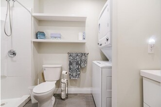 13390 235 St in Maple Ridge, BC - Building Photo - Building Photo