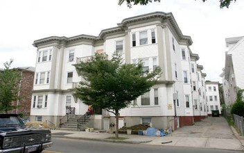 228-244 Washington St in Lynn, MA - Building Photo - Building Photo