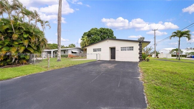 1501 SW 21st St in Fort Lauderdale, FL - Building Photo - Building Photo