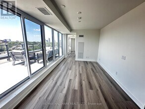 5-805 Lakeview Ave in Toronto, ON - Building Photo - Building Photo
