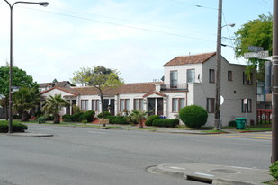 2700 Sacramento in Berkeley, CA - Building Photo