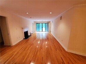 4209 Pine Heights Dr NE in Atlanta, GA - Building Photo - Building Photo