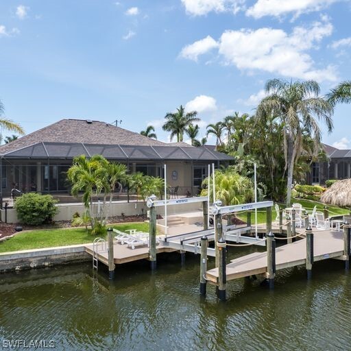 2317 SW 43rd Ln in Cape Coral, FL - Foto de edificio