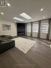 119 Fern Valley Crescent in Richmond Hill, ON - Building Photo - Building Photo