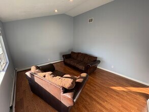 50 Eisenhower Ave, Unit 1 in Brentwood, NY - Building Photo - Building Photo