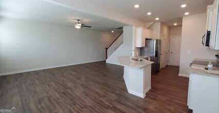 82 Sepia Oak Dr in Newnan, GA - Building Photo - Building Photo