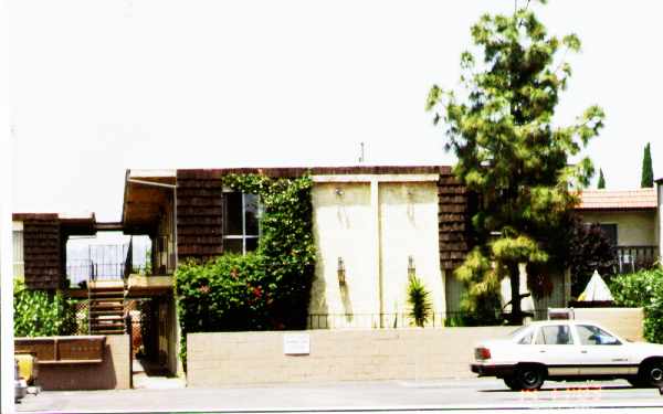 Cherrywood Apartments in El Cajon, CA - Building Photo - Building Photo