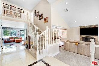 4911 Calle Robleda in Agoura Hills, CA - Building Photo - Building Photo
