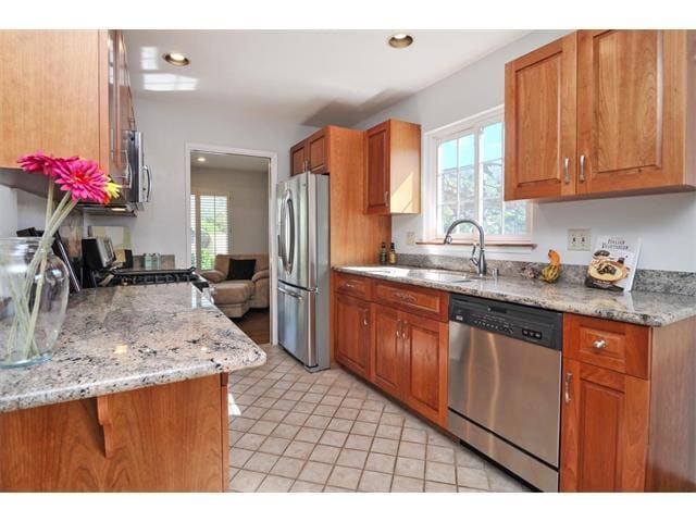 property at 1047 Everglades Dr