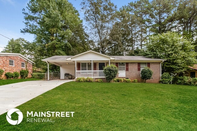 property at 3940 Scott Dr