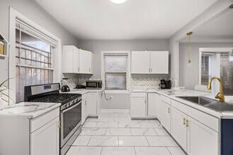 6143 S Evans Ave in Chicago, IL - Building Photo - Building Photo