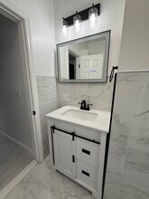 15 Linwood St in Saugus, MA - Building Photo - Building Photo