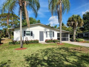 27001 Sun Aqua Ln in Bonita Springs, FL - Building Photo - Building Photo
