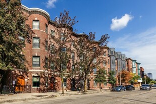 885 Harrison Ave, Unit 4 Apartamentos