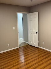 10352 Anzac Ave in Los Angeles, CA - Building Photo - Building Photo