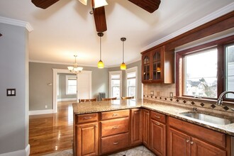 181 Metropolitan Ave in Boston, MA - Building Photo - Building Photo