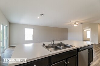 2758 Parasol Ln in North Port, FL - Building Photo - Building Photo