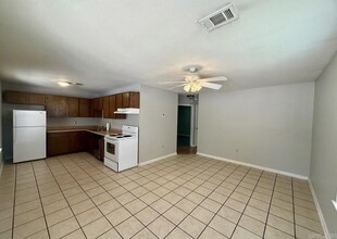 320 Elmo St in Malvern, AR - Building Photo - Building Photo