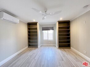 10758 Cozycroft Ave in Los Angeles, CA - Building Photo - Building Photo