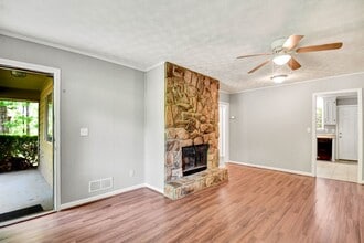 80 Cedar Dr in Watkinsville, GA - Building Photo - Building Photo