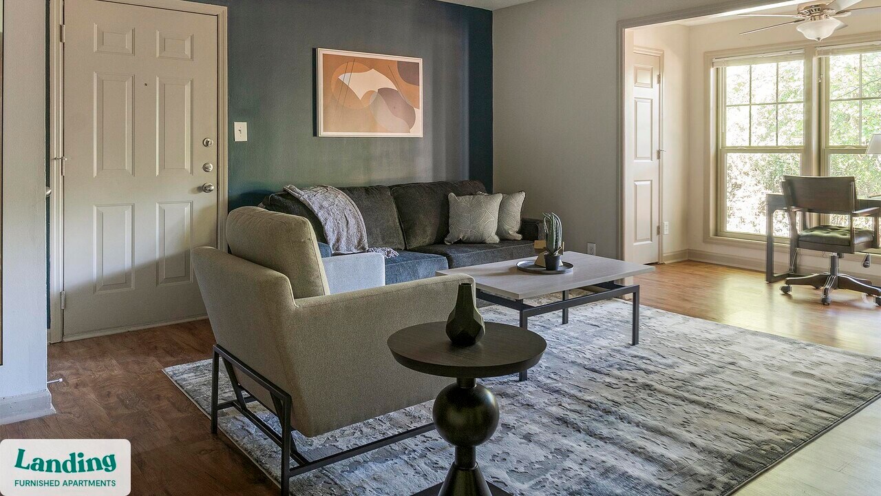 100 Calibre Creek Pkwy in Roswell, GA - Foto de edificio