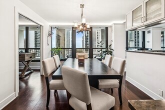 1030 N State St in Chicago, IL - Building Photo - Building Photo