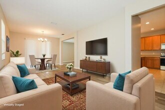 15516 Long Cypress Dr in Ruskin, FL - Building Photo - Building Photo