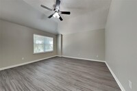 6606 Rustling Timbers Ln in Spring, TX - Building Photo - Building Photo