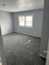 1025 30th St NE in Cedar Rapids, IA - Building Photo - Building Photo