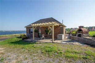100 Vollum Rd in Sackets Harbor, NY - Building Photo