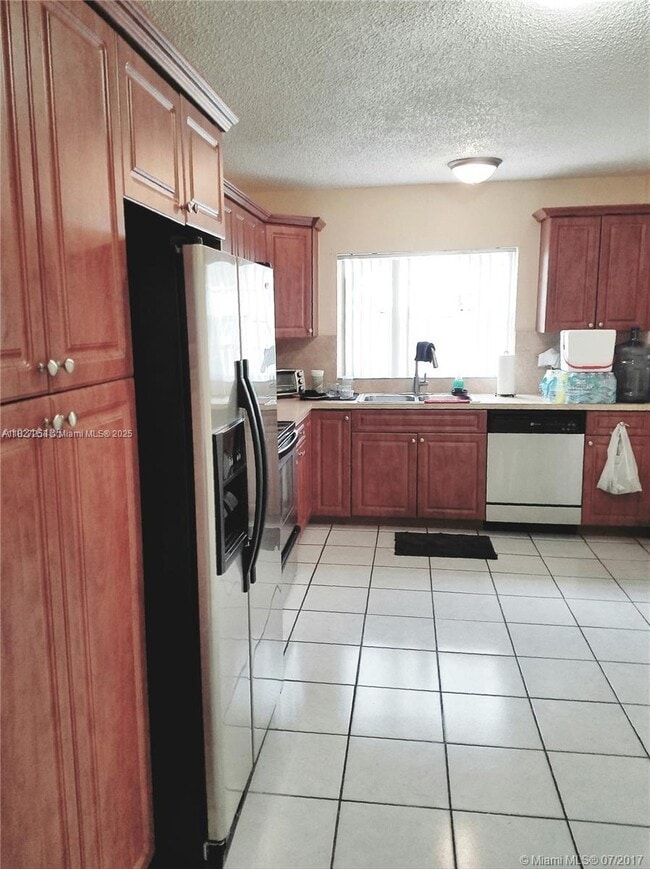 14075 SW 45th Terrace in Miami, FL - Building Photo - Building Photo
