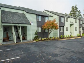 West End Apartments in Beaverton, OR - Foto de edificio - Building Photo