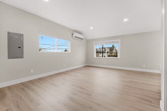 1412 23rd St NE, Unit 3 in Lake Stevens, WA - Foto de edificio - Building Photo