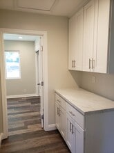 1390 Calle Bouganvilla in Thousand Oaks, CA - Building Photo - Building Photo