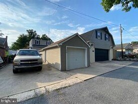 176 Moser Rd in Pottstown, PA - Building Photo