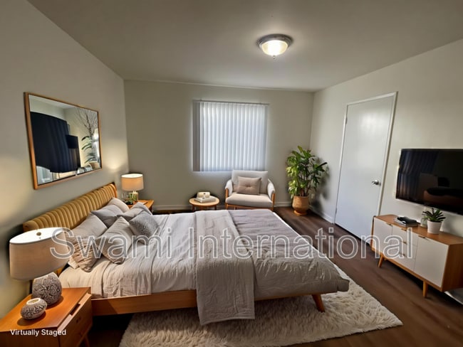 345 Stepney St in Inglewood, CA - Building Photo - Building Photo