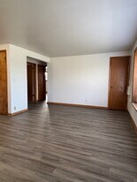 6960 W Appleton Ave in Milwaukee, WI - Building Photo