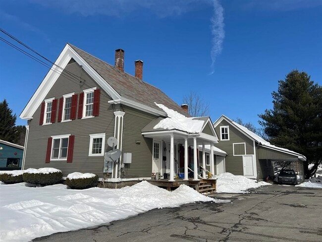 property at 117 S Main St