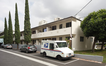 Wilder Terrace in Honolulu, HI - Building Photo - Building Photo