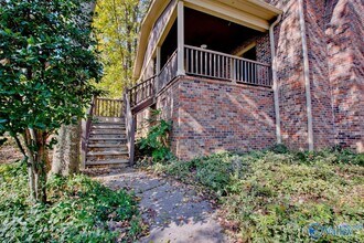 3018 Live Oak Ln SW in Huntsville, AL - Building Photo - Building Photo