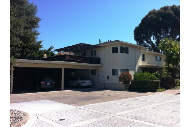 847 Roble Ave in Menlo Park, CA - Foto de edificio