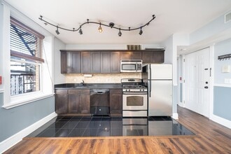 110 1st St in Hoboken, NJ - Building Photo - Building Photo