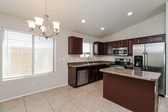 1658 E Shari St in San Tan Valley, AZ - Building Photo - Building Photo