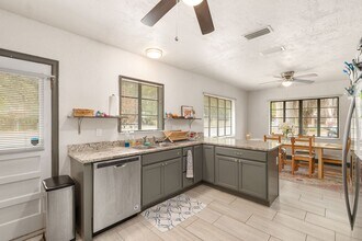 5 NW 26th St in Gainesville, FL - Building Photo - Building Photo