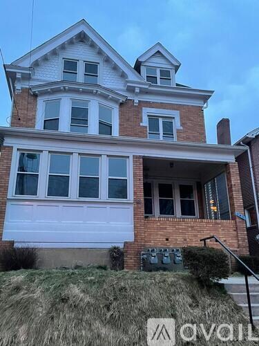 141 S Bryant Ave in Pittsburgh, PA - Foto de edificio