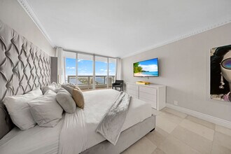 1717 N Bayshore Dr, Unit SI ID1054080P in Miami, FL - Building Photo - Building Photo