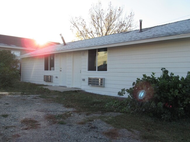 1046 S Wisconsin Ave in Casper, WY - Building Photo - Building Photo