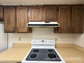 6303 194th St SW in Lynnwood, WA - Building Photo - Building Photo